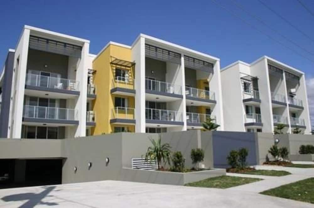 Nobby Beach QLD Australian Directory