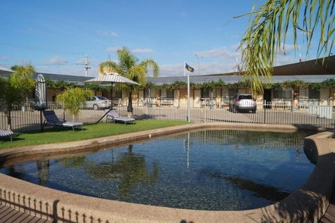 Bell Tower Motor Inn - Australian Directory 4