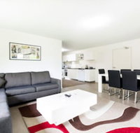 Apex Park Holiday Apartments - Australian Directory