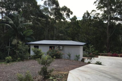 Mapleton Cabins & Caravan Park - Australian Directory 0