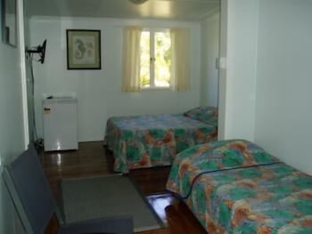 Hillcrest Guest House Cooktown - Australian Directory 1
