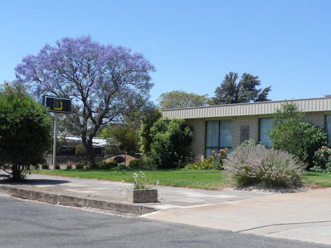 Mount Wycheproof Motor Inn - Australian Directory 1