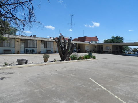 Mount Wycheproof Motor Inn - Australian Directory 3