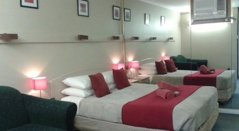 Elsinor Motor Lodge - Australian Directory 4