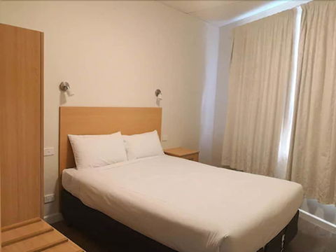 Dandenong Motel - Australian Directory 6