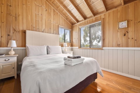 Hazelcreek Cottages - Australian Directory 3