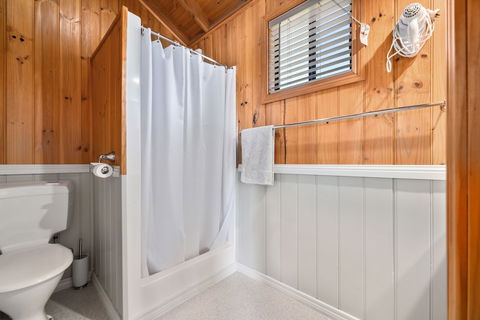 Hazelcreek Cottages - Australian Directory 2