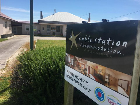 Cable Station Accommodation - Australian Directory 6