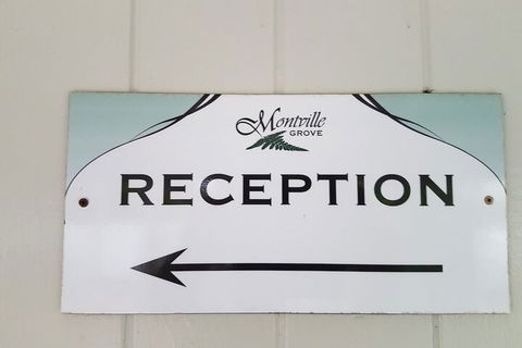 Montville Grove - Australian Directory 1