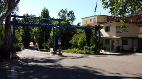 Wagga Wagga Beach Caravan Park - Australian Directory 6