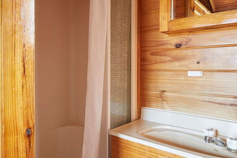 Crescent Head Holiday Park - Australian Directory 5