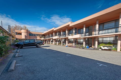 Albury Winsor Park Motor Inn - Australian Directory 2