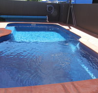 Saltbush Motor Inn - Australian Directory