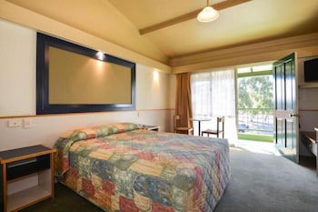 The Tower Hotel Kalgoorlie - Australian Directory 1
