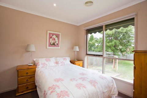 Geelong Holiday Home - Australian Directory 6