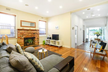 BOUTIQUE STAYS - Clifton Park - Australian Directory 0