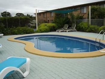 Cuttagee NSW Australian Directory