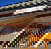 Town House Motor Inn - Australian Directory