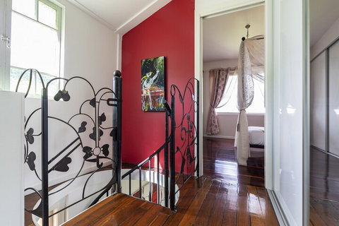 Mapleton Falls Accommodation - Australian Directory 2