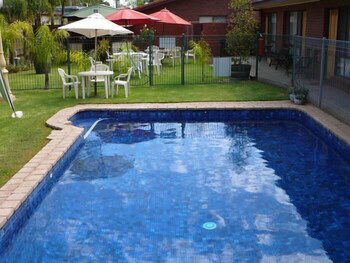 Murray River Motel - Australian Directory 3