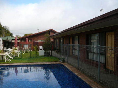 Murray River Motel - Australian Directory 5