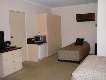 Murray River Motel - Australian Directory 6