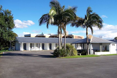 Colonial Court Motor Inn - Australian Directory 5