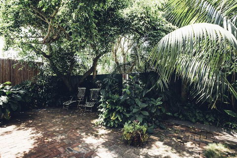 Barbara's Guesthouse - Australian Directory 2