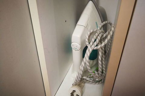 Vineyard Hill - Australian Directory 7