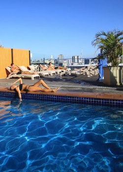City Backpackers HQ - Australian Directory 2