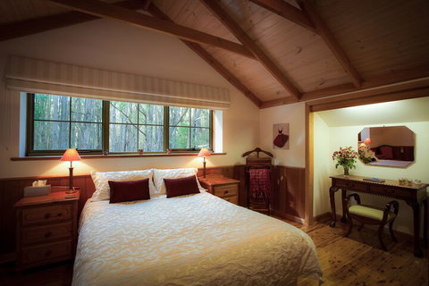 Eagle Hammer Cottages - Australian Directory 7