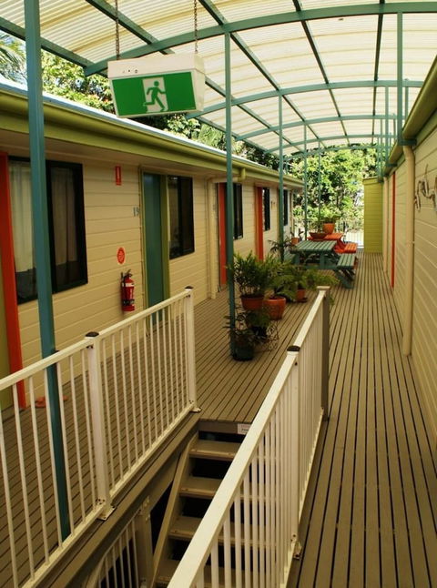 Coolum Budget Accommodation - Australian Directory 0