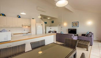 Peregian Court Resort - Australian Directory 6