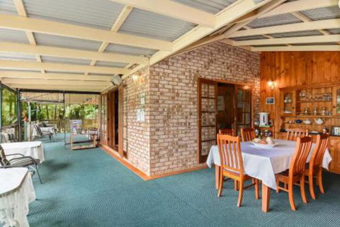 Peppertree Cottage - Australian Directory 7