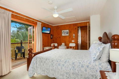 Peppertree Cottage - Australian Directory 2