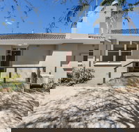 BOUTIQUE STAYS - Sandy Breeze 1 - Australian Directory