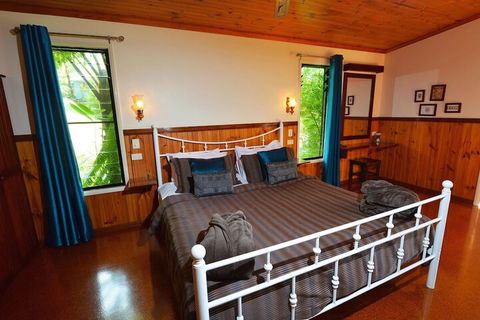 Montville Country Cabins - Australian Directory 5