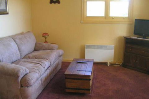 Valleyfield Cottage - Australian Directory 2