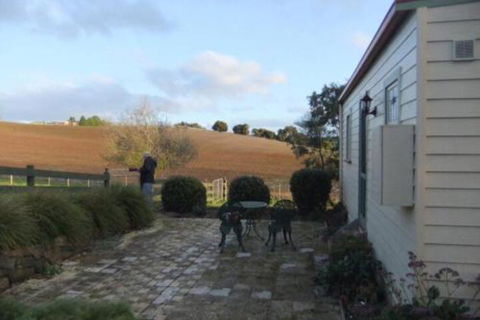 Valleyfield Cottage - Australian Directory 0