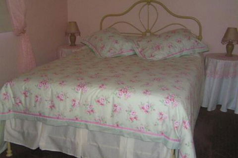 Valleyfield Cottage - Australian Directory 3