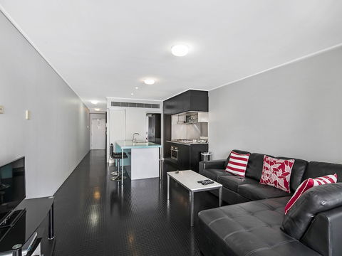 Miro Apartments - Australian Directory 5