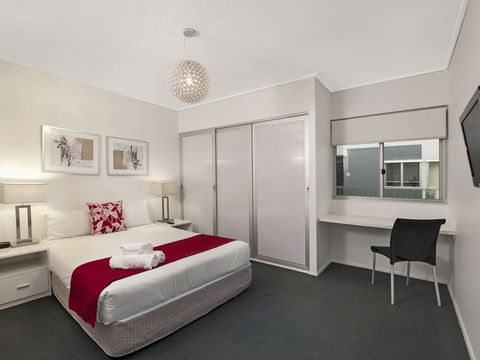Miro Apartments - Australian Directory 4