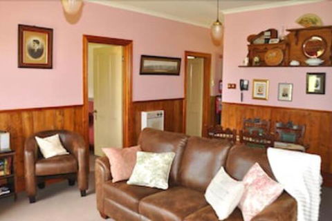 Killynaught Spa Cottages - Australian Directory 4