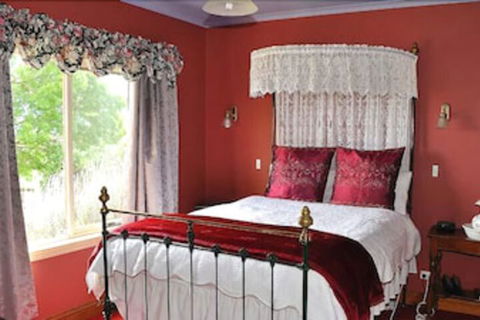 Killynaught Spa Cottages - Australian Directory 7