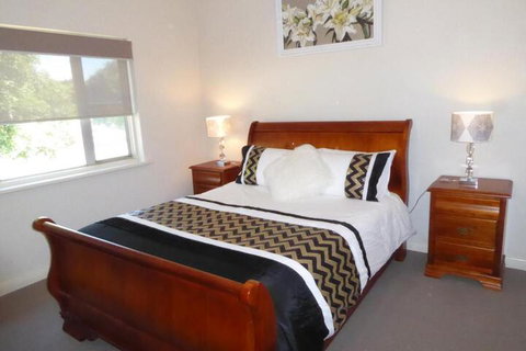 Mount View Motel - Australian Directory 7