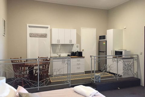 Fairway Manor Accommodation - Australian Directory 5