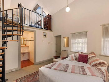 Victoria House - Australian Directory 1