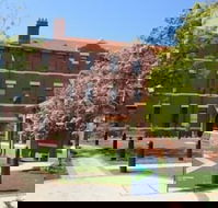 Yarra House Campus Summer Stays - Australian Directory