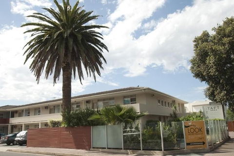 Taft Motor Inn - Australian Directory 1