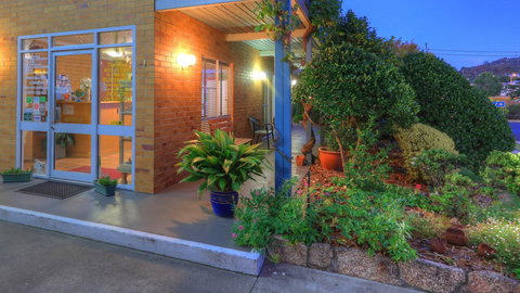The Vines Motel And Cottages - Australian Directory 3